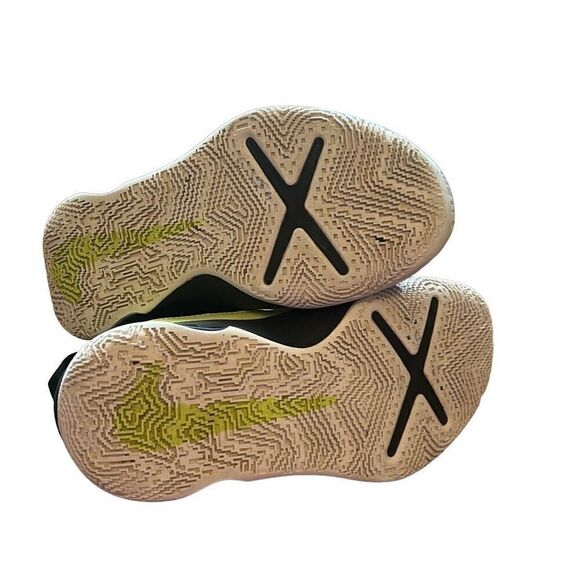 Nike Team‎ Hustle D size 3.5Y - Picture 2 of 8